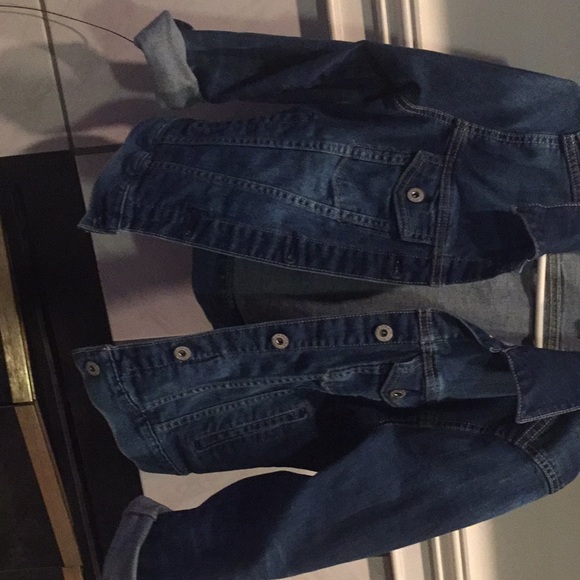 Jean jacket - Picture 1 of 1